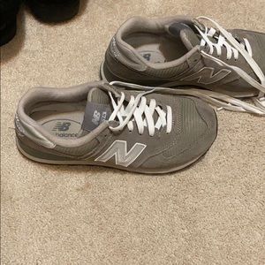 Women’s new balances 574 size 9